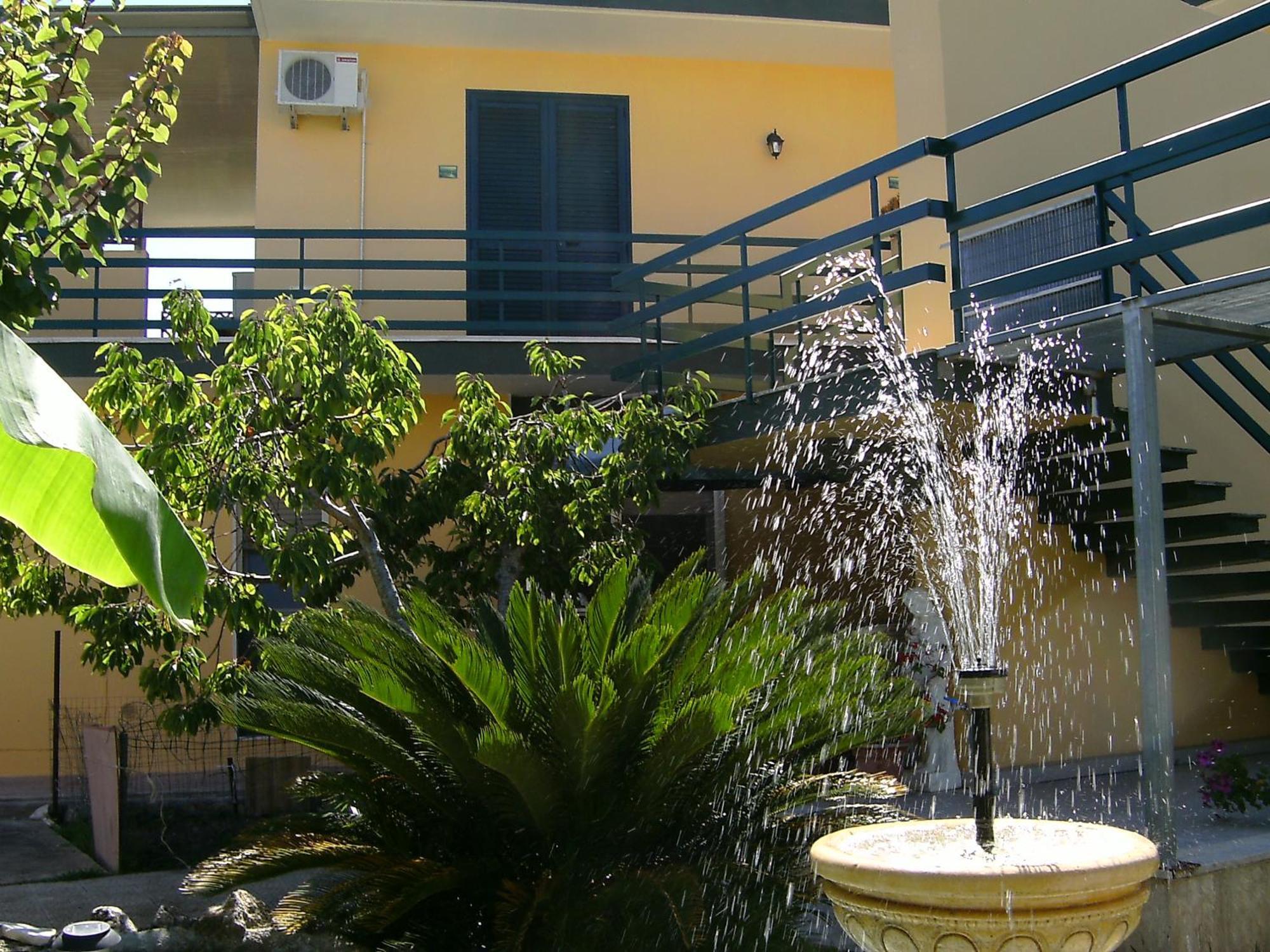 مبيت وإفطار سان كاتالدو Vento Dell'Est المظهر الخارجي الصورة