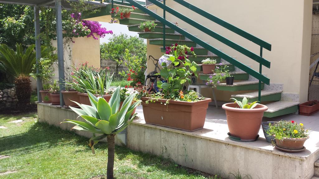 مبيت وإفطار سان كاتالدو Vento Dell'Est المظهر الخارجي الصورة